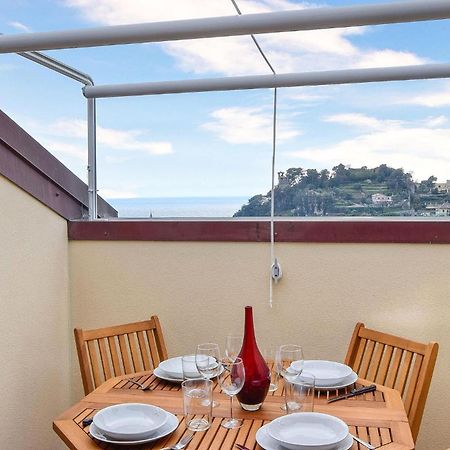 Beautiful Apartment In Moneglia With Kitchen Bagian luar foto