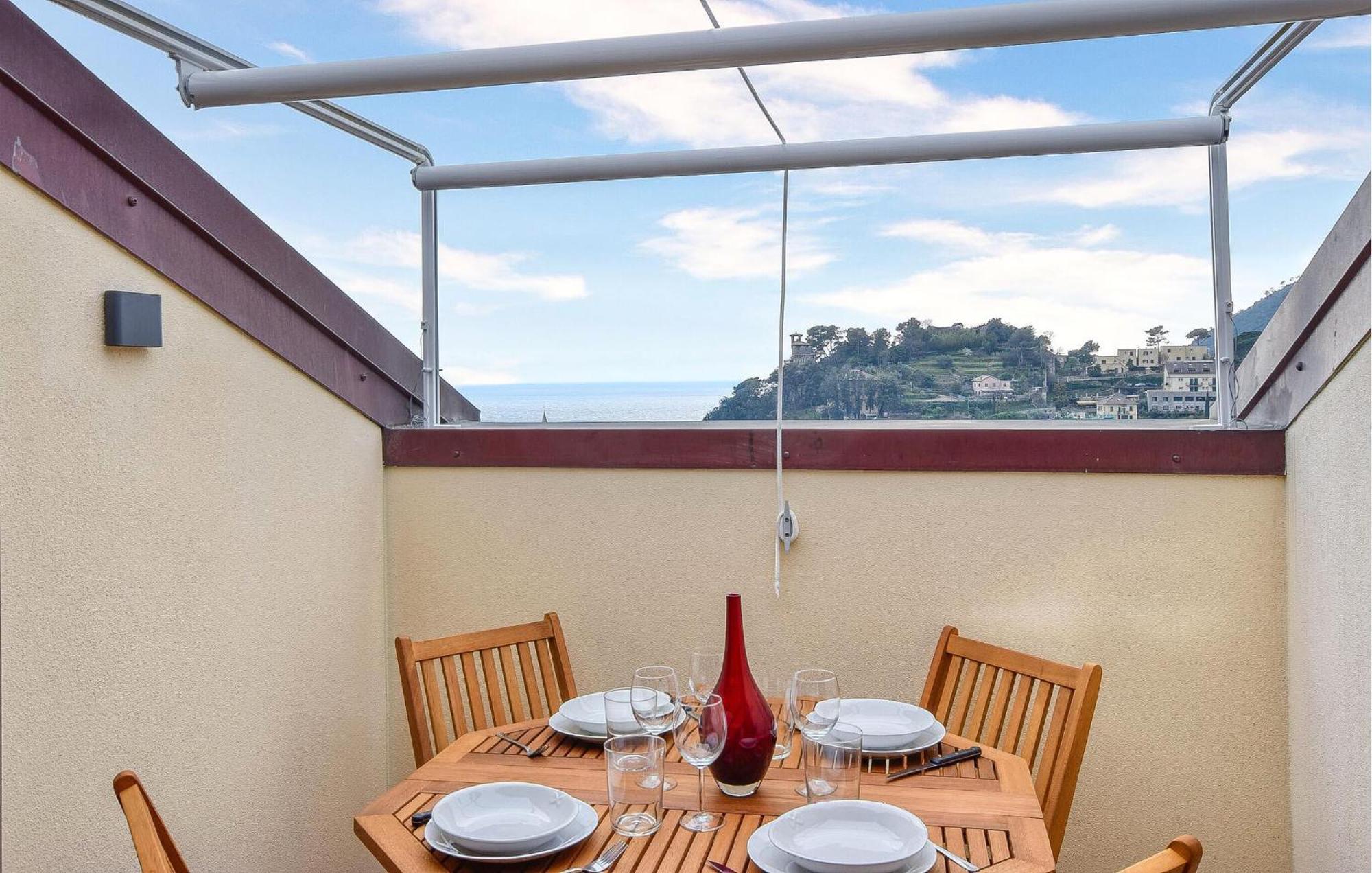 Beautiful Apartment In Moneglia With Kitchen Bagian luar foto